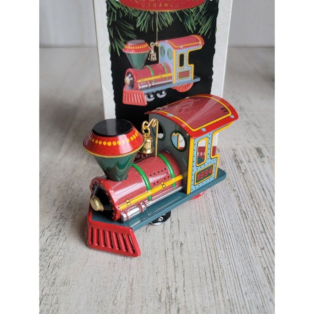 Hallmark 1994‎ Yuletide Central train ornament Xmas